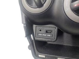 Hyundai i10 Console centrale, commande chauffage/clim 847320X200