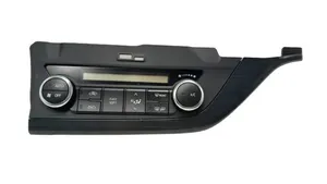 Toyota Auris E180 Console centrale, commande chauffage/clim 