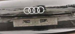 Audi Q3 8U Lava-auton perälauta 