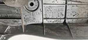 Toyota Auris E180 Supporto/guarnizione in poliuretano espanso del parafango 53827-02170