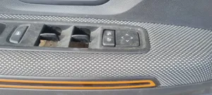 Dacia Sandero Sliding door card 