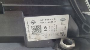 Volkswagen Golf VII Lampa przednia 5G1941005D