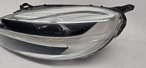 Volvo V40 Lot de 2 lampes frontales / phare 31677018