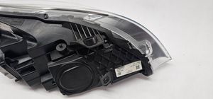 Volvo V40 Lot de 2 lampes frontales / phare 31677018