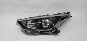 Toyota Yaris XP210 Lampa przednia 