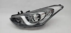 Hyundai i30 Faro/fanale 92101-A6060