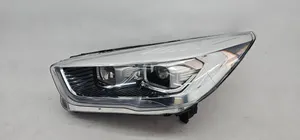 Ford Kuga II Headlight/headlamp GV4113D155AJ