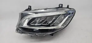 Mercedes-Benz Sprinter W907 W910 Lampa przednia A9109065700