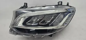 Mercedes-Benz Sprinter W907 W910 Lampa przednia A9109065700