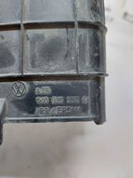 Volkswagen PASSAT B6 Protettore termico del vano batteria 1K0915335C