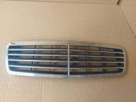 Mercedes-Benz CLK A208 C208 Grille calandre supérieure de pare-chocs avant 771500002