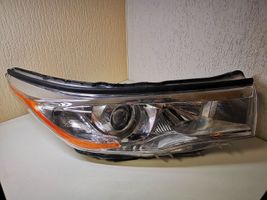 Toyota Highlander XU50 Faro/fanale 811100E250