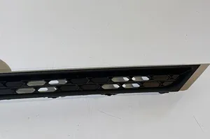 Hyundai i20 (GB IB) Grille calandre supérieure de pare-chocs avant 86351C8000