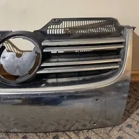 Volkswagen Golf V Maskownica / Grill / Atrapa górna chłodnicy 1K5853651