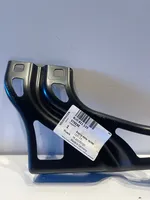 Audi Q3 8U Fender mounting bracket 8U0821135