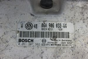 Volkswagen Golf IV Sterownik / Moduł ECU 06A906032GG