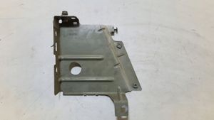 Opel Movano B Supporto di montaggio del parafango 631226296r