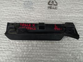 Tesla Model X Supporto di montaggio del parafango 105480300C