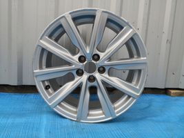 Audi A1 R17-alumiinivanne 8X0601025AL