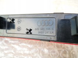 Audi A3 S3 8L Odblask lampy tylnej 8V5945105C 8V5.945.105.C 