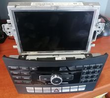 Mercedes-Benz CLS C218 X218 Panel / Radioodtwarzacz CD/DVD/GPS A2189002401