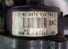 BMW 1 E81 E87 Termostaatin kotelo 7551569