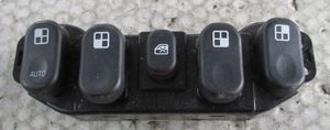 Chevrolet HHR Electric window control switch 