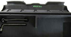 Mazda 5 Boîte de rangement 
