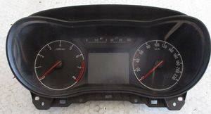 Opel Corsa E Compteur de vitesse tableau de bord 39056369