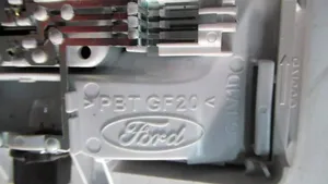 Ford Fiesta Illuminazione sedili posteriori H1BB13776EF
