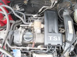 Volkswagen Polo V 6R Moottorin lohko CBZ