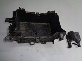 Renault Megane III Support boîte de batterie 244460002R