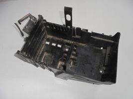 Opel Astra J Support boîte de batterie 13308434