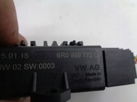 Audi A1 Seat heating relay 6R0959772D