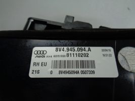Audi A3 S3 8V Galinis žibintas dangtyje 8V4945094A