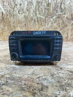 Mercedes-Benz S W220 Unité principale radio / CD / DVD / GPS A2208205889