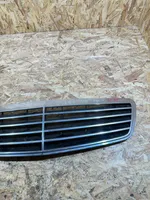 Mercedes-Benz S W220 Grotelės priekinės A2208800383