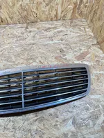 Mercedes-Benz E W211 Griglia anteriore A2118800583