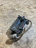 Mercedes-Benz E W211 Compresor/bomba de la suspensión neumática 15155000102