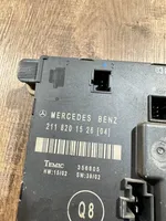 Mercedes-Benz E W211 Durų elektronikos valdymo blokas 2118201526