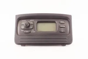 Toyota Yaris Verso Unité principale radio / CD / DVD / GPS 8611052030
