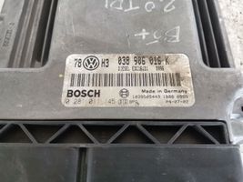 Volkswagen PASSAT B5.5 Calculateur moteur ECU 038906016K