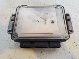 Renault Megane II Sterownik / Moduł ECU 0281011275