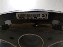 Opel Astra H Speedometer (instrument cluster) 1