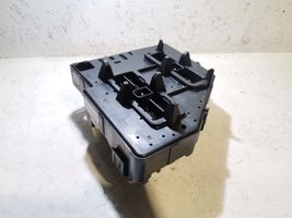 Cadillac CTS Module de fusibles 25743733