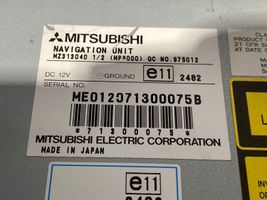 Mitsubishi Grandis Cartes SD navigation, CD / DVD MZ313040