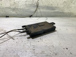 Volkswagen Touareg I Aerial antenna amplifier 7L6035507E