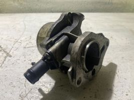 Nissan Qashqai Вакуумный насос 08T2973073