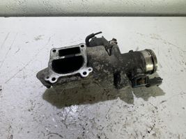 Opel Zafira B EGR-venttiilin/lauhduttimen kiinnike 0622630