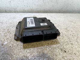 Opel Astra J Calculateur moteur ECU 55579443